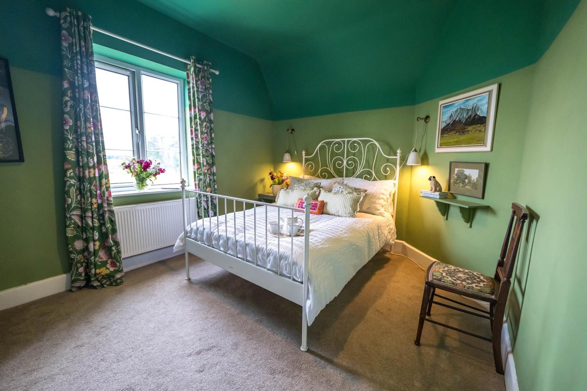 Large Country Cottage, Sleeps 8 - Spa Facilities, Garden Bar, Catering Services, Free Parking, Nature Reserve, Hen Parties 斯肯索普 外观 照片