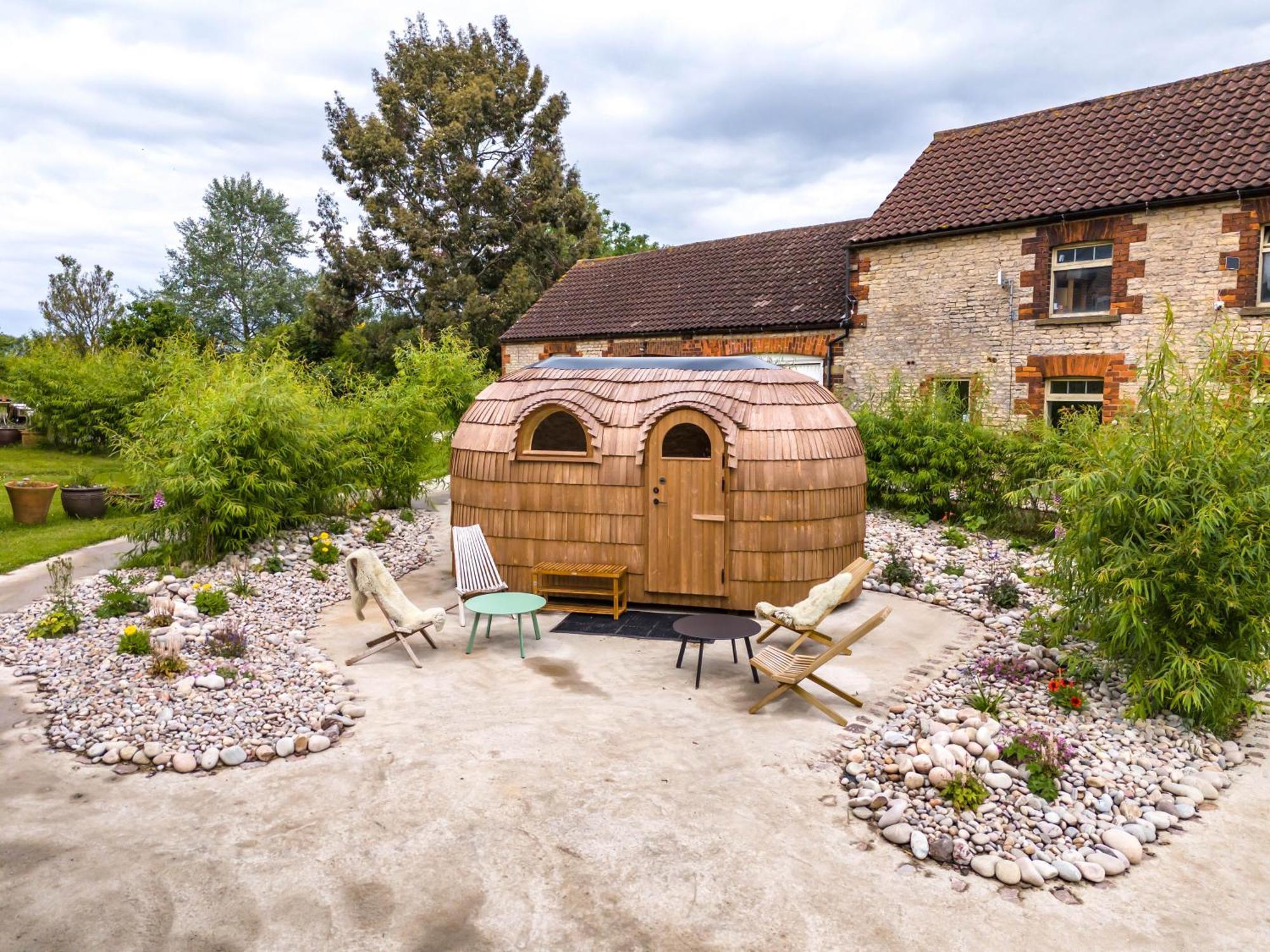Large Country Cottage, Sleeps 8 - Spa Facilities, Garden Bar, Catering Services, Free Parking, Nature Reserve, Hen Parties 斯肯索普 外观 照片
