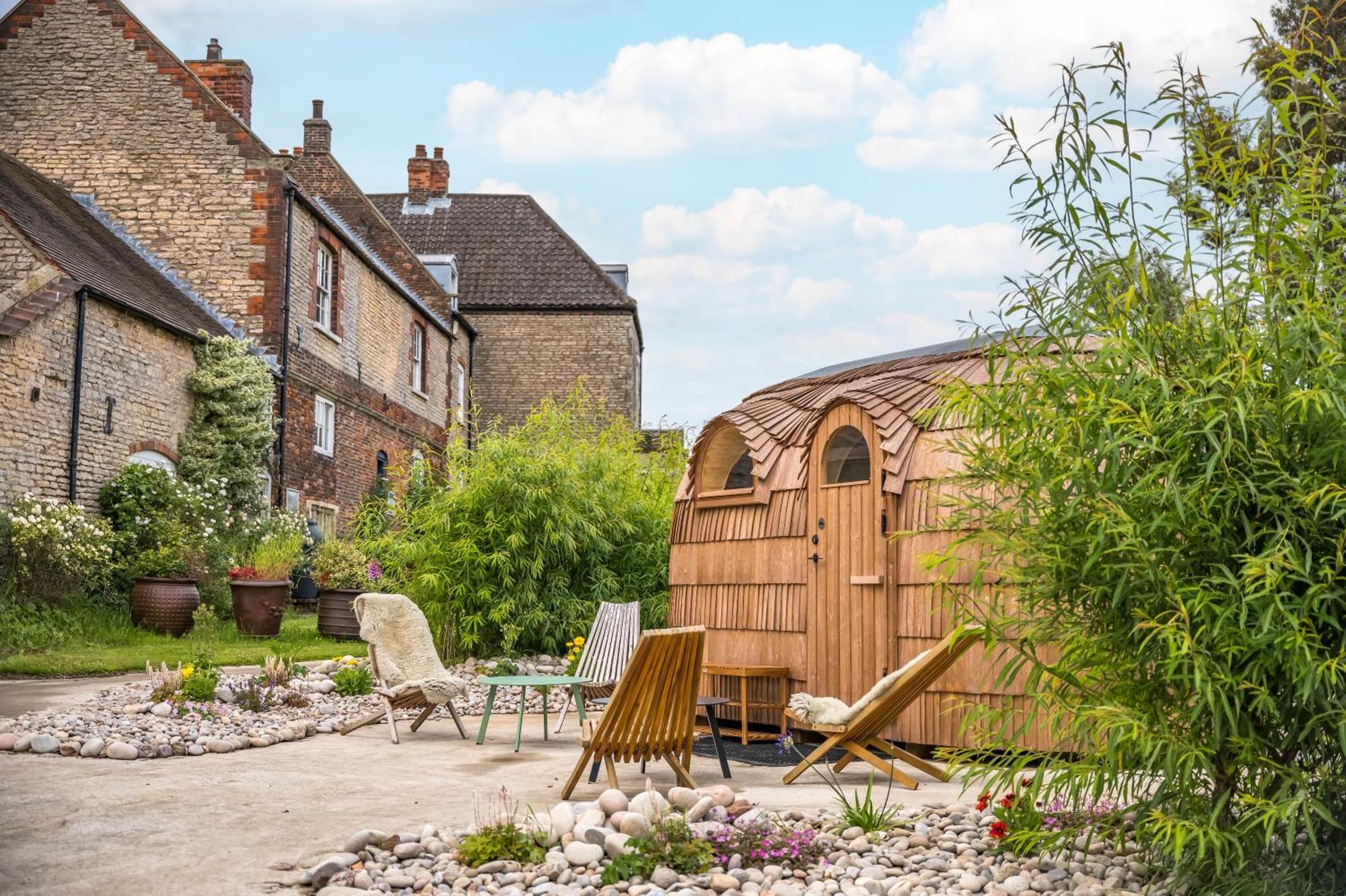 Large Country Cottage, Sleeps 8 - Spa Facilities, Garden Bar, Catering Services, Free Parking, Nature Reserve, Hen Parties 斯肯索普 外观 照片