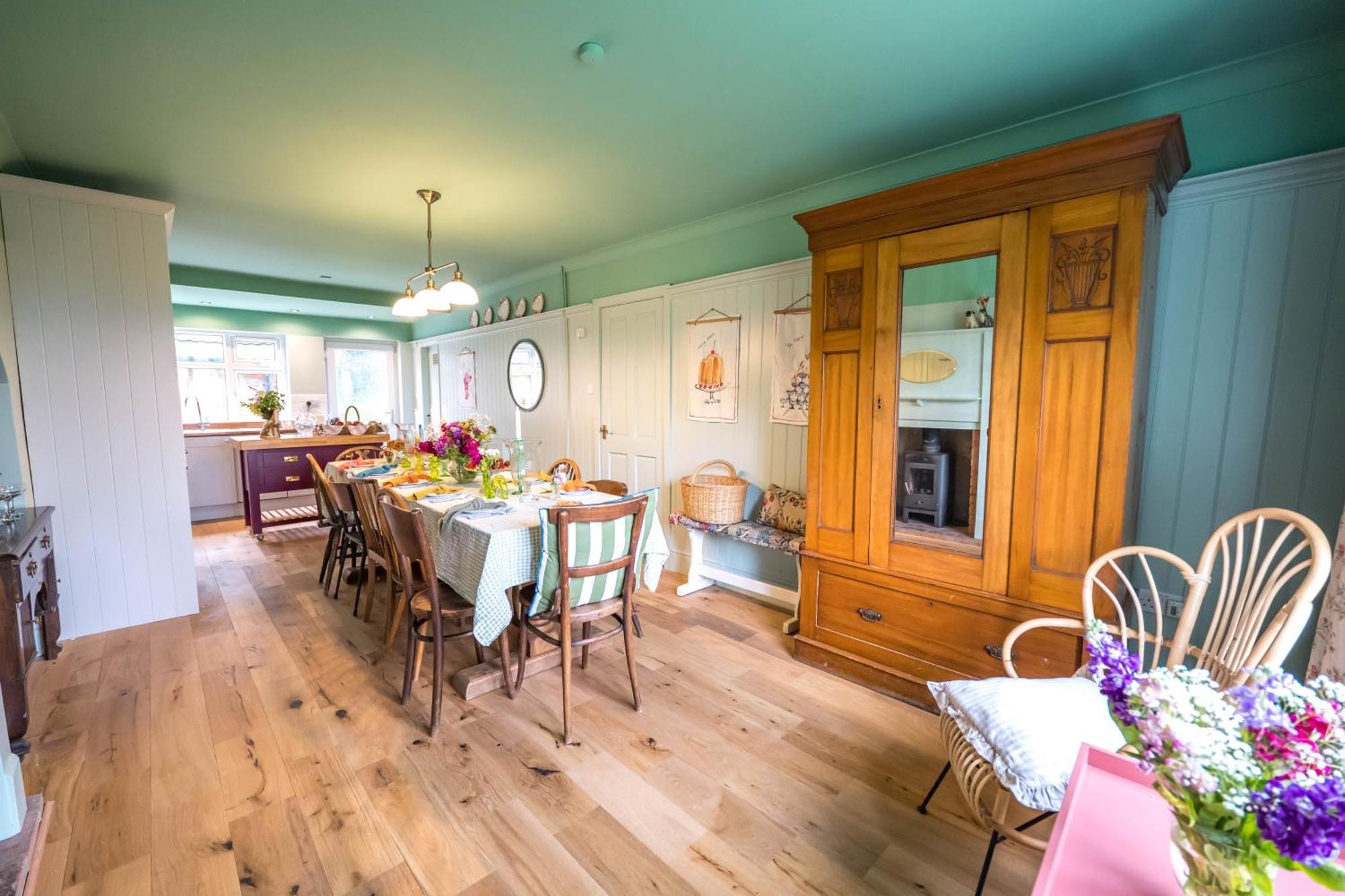 Large Country Cottage, Sleeps 8 - Spa Facilities, Garden Bar, Catering Services, Free Parking, Nature Reserve, Hen Parties 斯肯索普 外观 照片